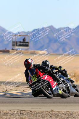 media/Jan-08-2022-SoCal Trackdays (Sat) [[1ec2777125]]/Turn 4 (1145am)/